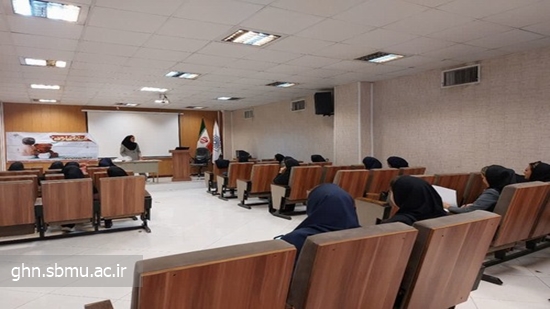 برگزاری‌ کلاس‌ آموزشی‌ آسیب‌ های‌ تک‌ فرزندی‌ مورخ‌ شبکه‌ بهداشت‌ و درمان‌ شهرستان‌ قرچک‌ 